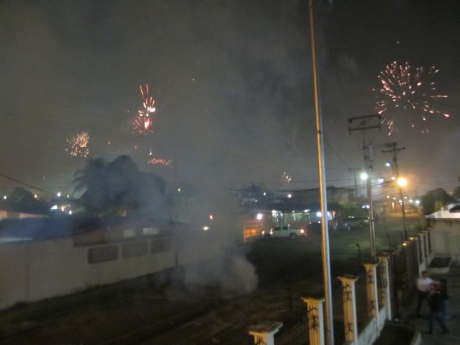 puerto-ordaz-new-year-fireworks.JPG