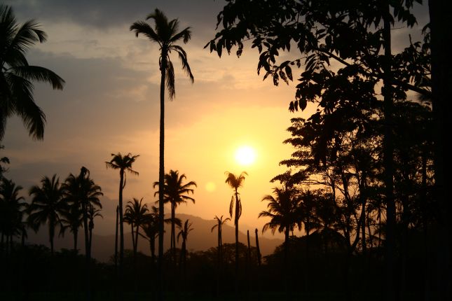 quebrada-valencia-beach-sunset.JPG